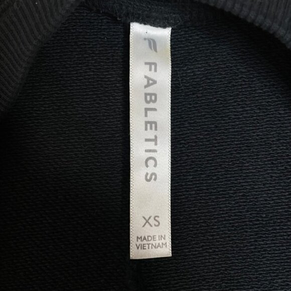 FABLETICS Pullover Sweatshirt, Black with Sleeve Pockets - Size XS - Picture 5 of 5